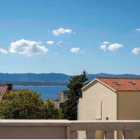 Cozy 1 Bedroom Apt/terrace/garden Apartmán Bol