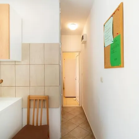 Cozy 1 Bedroom Apt/terrace/garden Bol